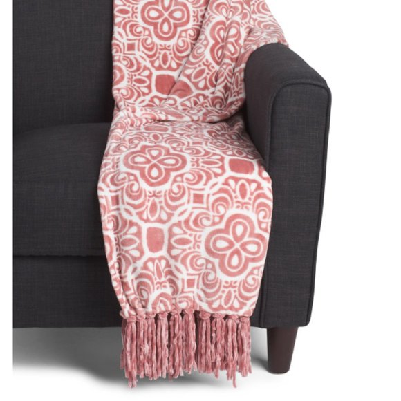 Global Traditions Other - NWT Oversized Decorative Medallion Throw